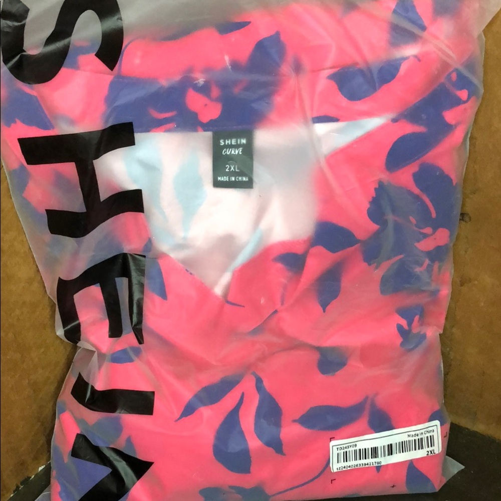 Shein Curve Pink and Blue Floral Top